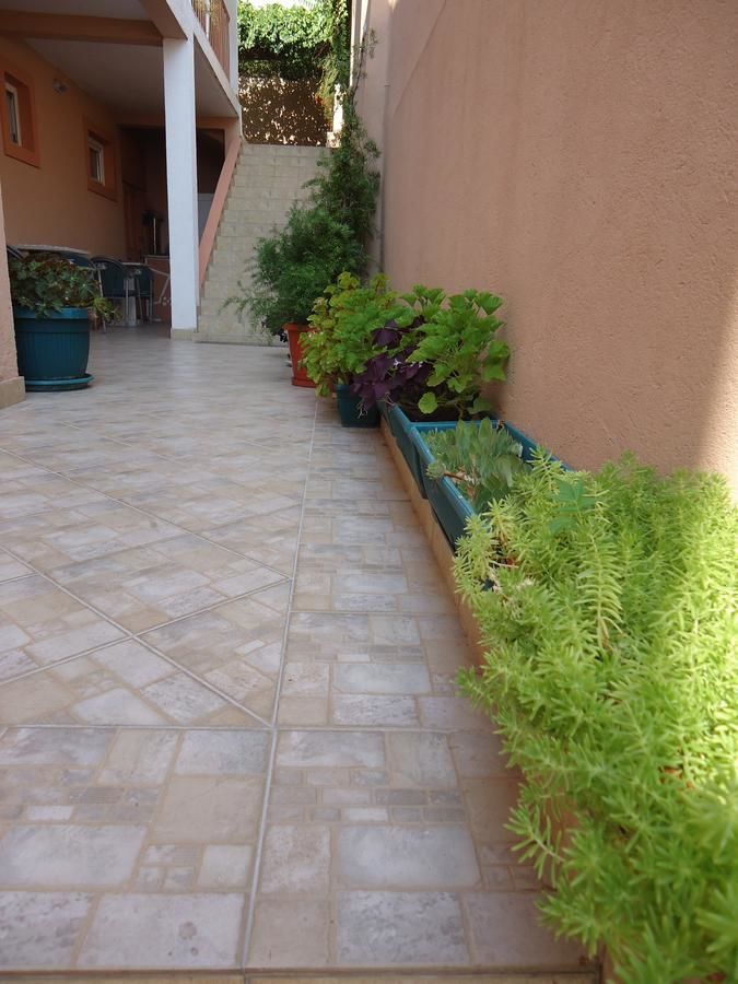 Апартаменты Apartments Villa Mićunović Херцег-Нови-32