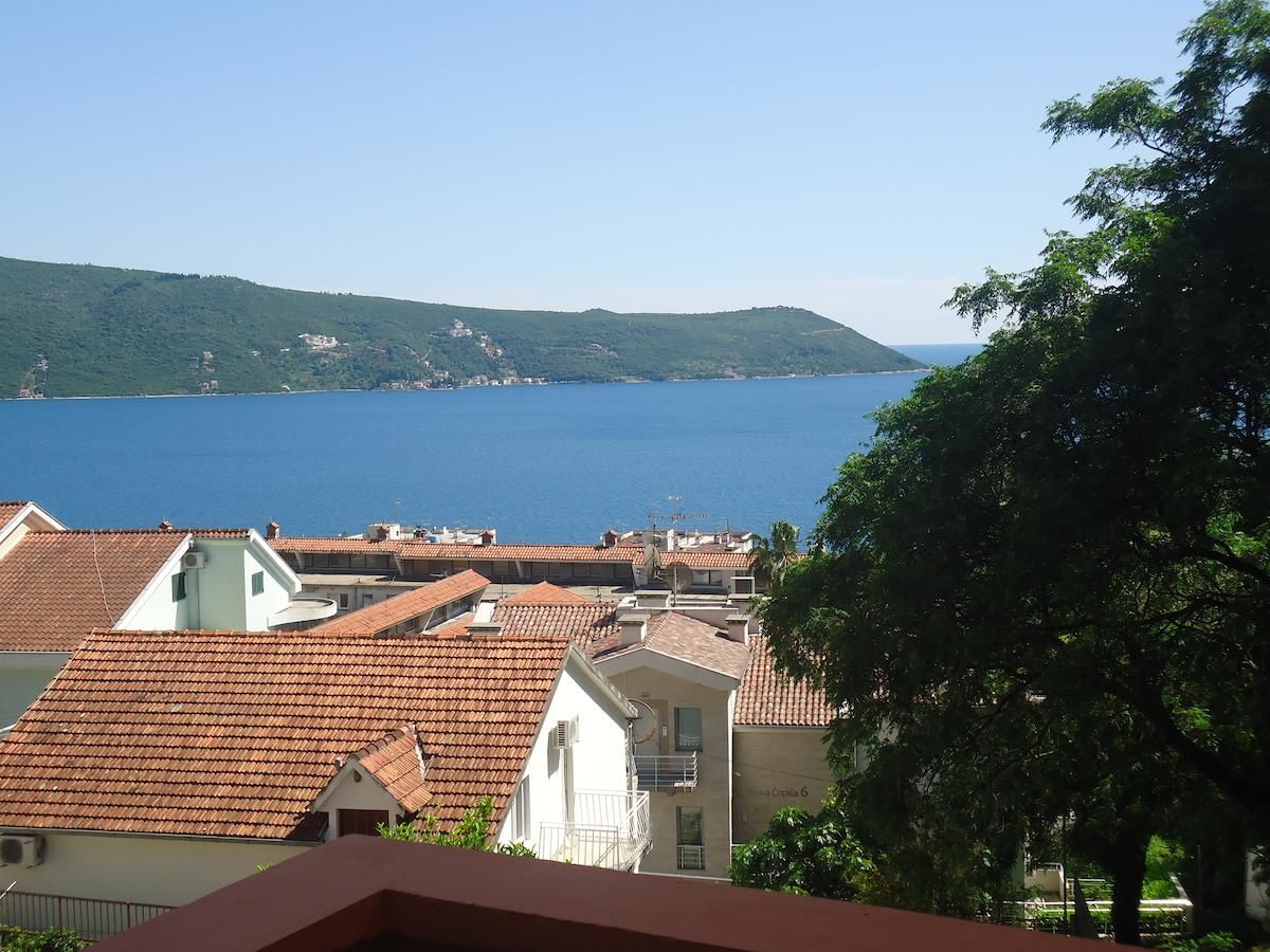 Апартаменты Apartments Villa Mićunović Херцег-Нови