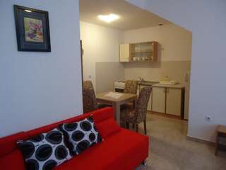 Апартаменты Apartments Villa Mićunović Херцег-Нови Номер-студио с террасой (3 взрослых).-2